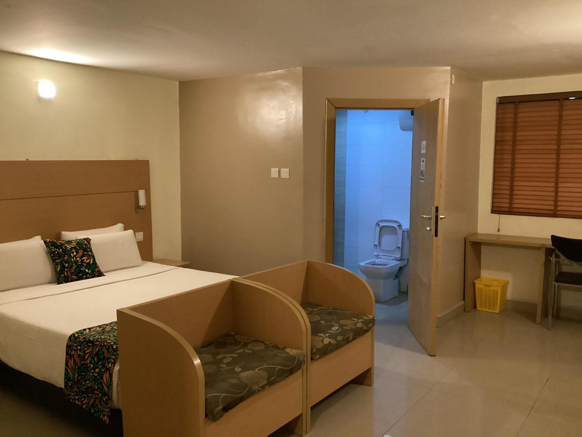 Adis Hotels อิบาดัน ภายนอก รูปภาพ