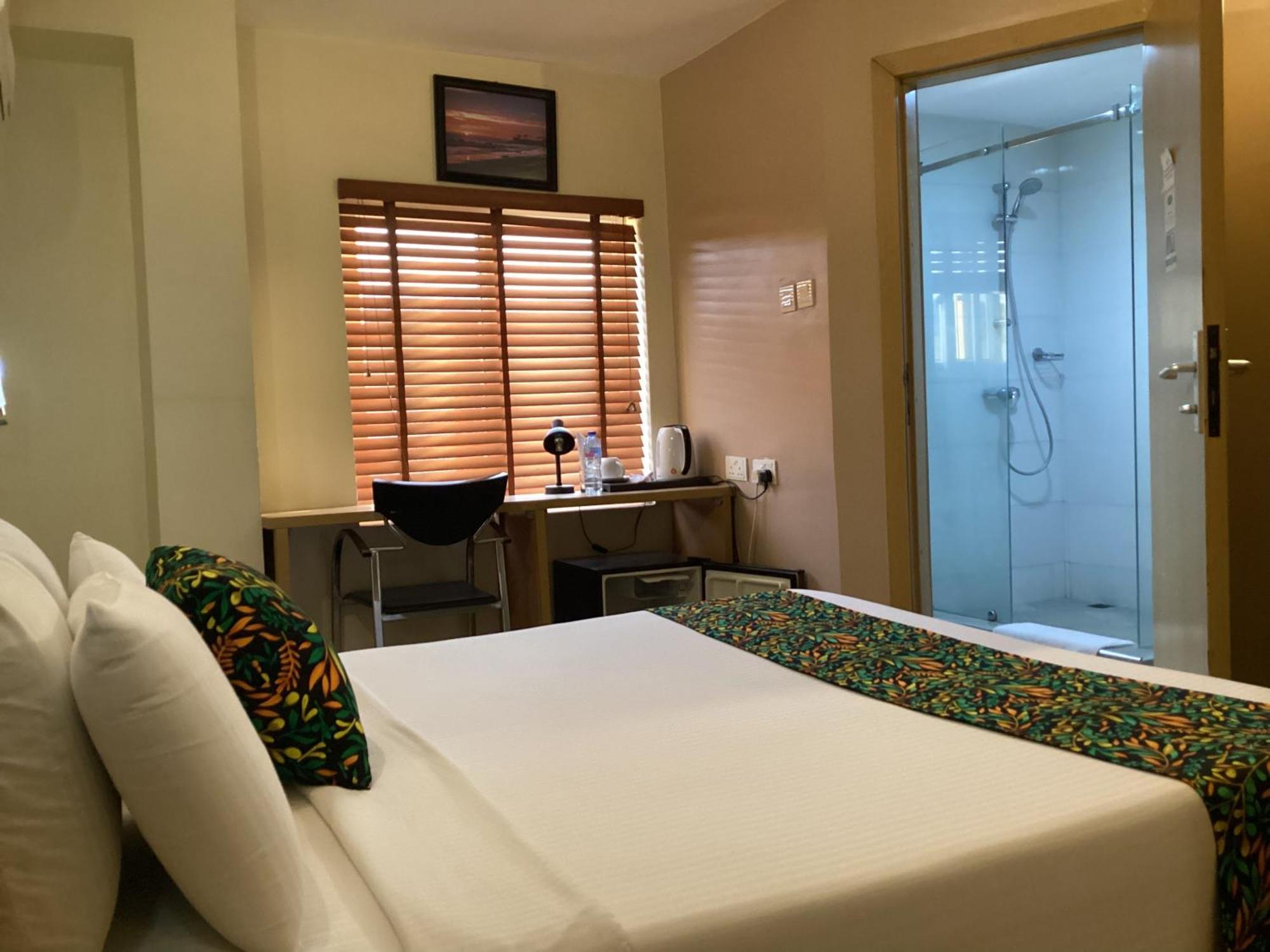 Adis Hotels อิบาดัน ภายนอก รูปภาพ